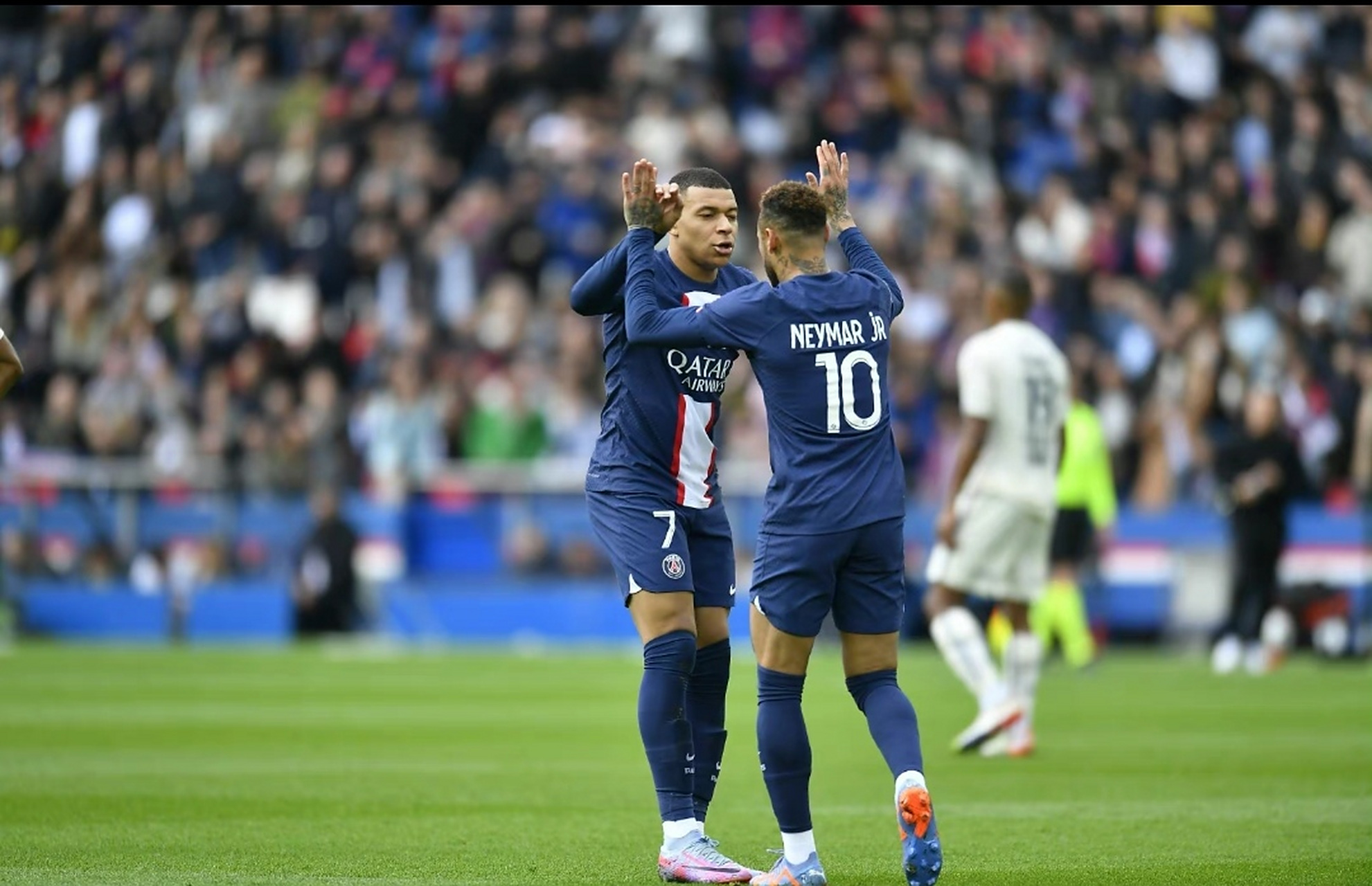 莱比锡绝杀巴黎圣日耳曼,内马尔梅开二度足总杯 莱比锡绝杀巴黎圣日耳曼,内马尔梅开二度足总杯