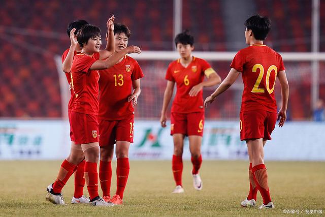 中国女足闯入世界杯决赛席位 中国女足闯入世界杯决赛席位